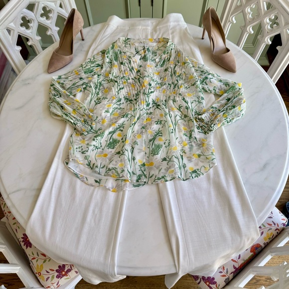 Veronica Beard Walker Pintucked Silk Blouse Sz 2 - Picture 4 of 11